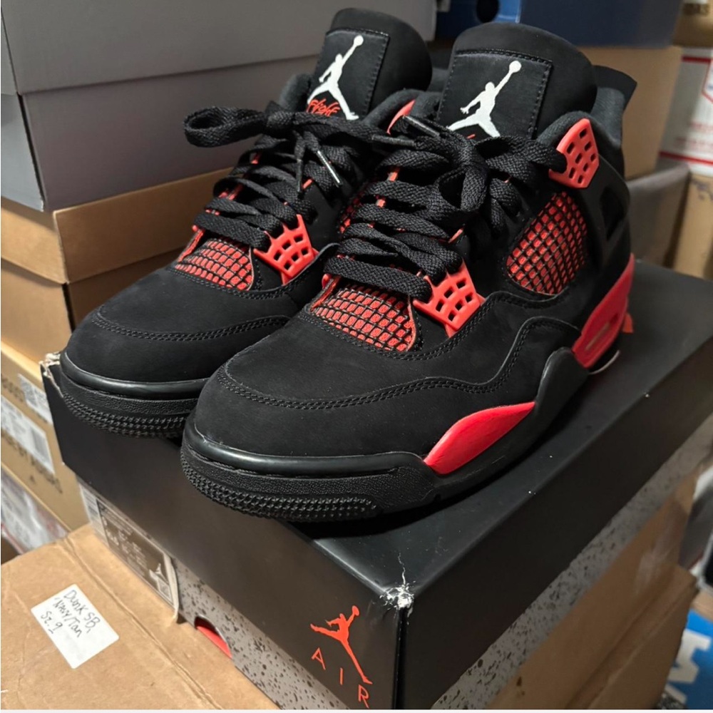 Authentic ‘Red Thunder’ Jordan 4 retro. size 9 men’s *Like New* w/box. - Picture 8 of 8
